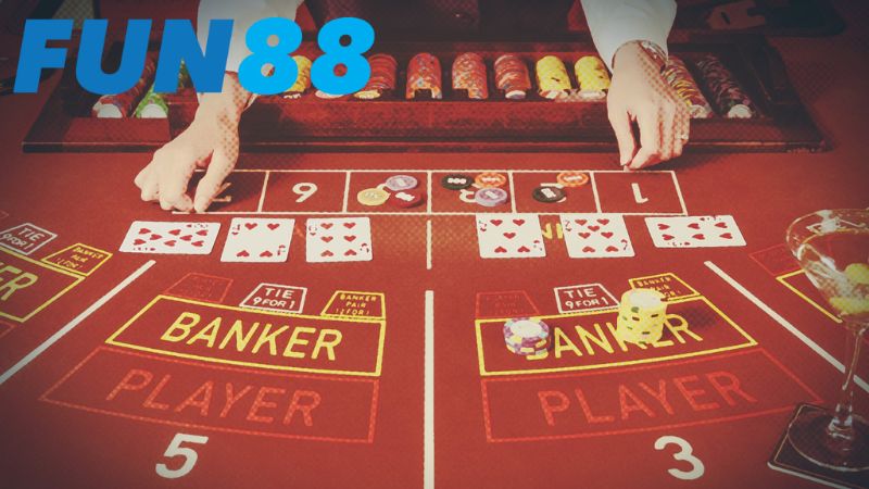 Tìm hiểu sâu hơn về Baccarat là gì?